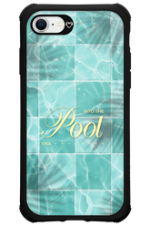 Into the Pool - Apple iPhone 8