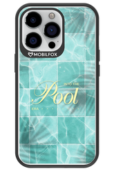 Into the Pool - Apple iPhone 13 Pro