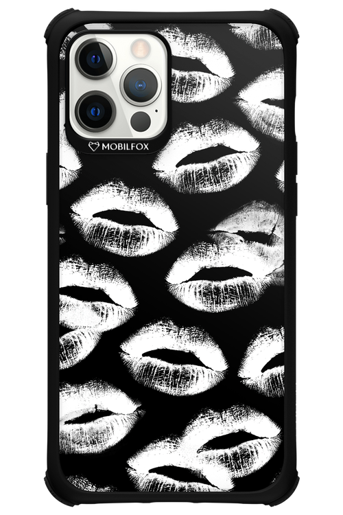 Ghost Kiss Black - Apple iPhone 12 Pro Max