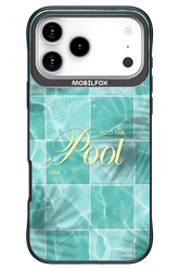 Into the Pool - Apple iPhone 17 Pro Max