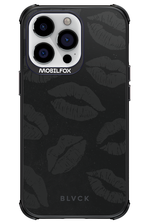 Dark Lips - Apple iPhone 13 Pro