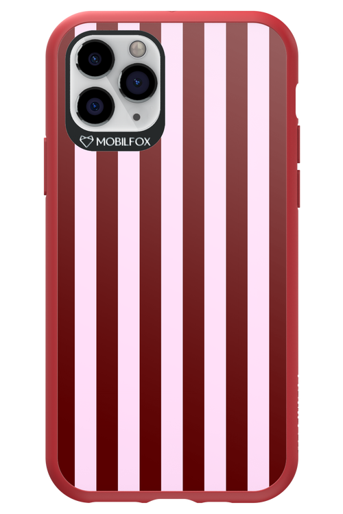 Circus Romance - Apple iPhone 11 Pro