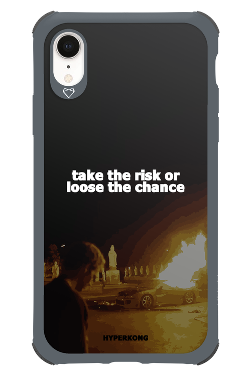 RISK - Apple iPhone XR