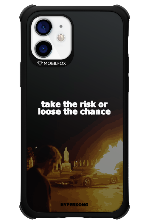 RISK - Apple iPhone 12