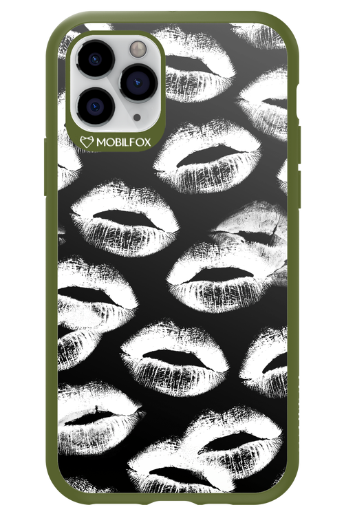 Ghost Kiss Black - Apple iPhone 11 Pro