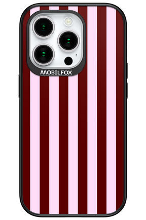 Circus Romance - Apple iPhone 15 Pro