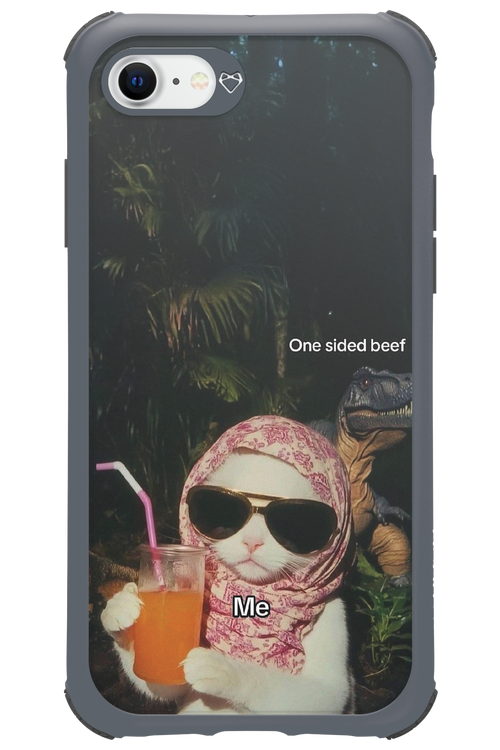 One sided beef - Apple iPhone SE 2020