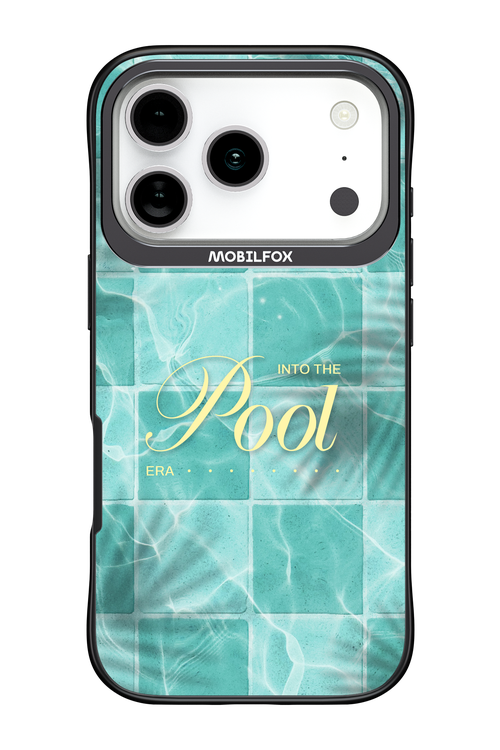 Into the Pool - Apple iPhone 17 Pro