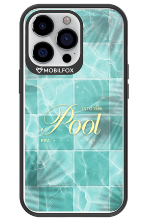 Into the Pool - Apple iPhone 13 Pro