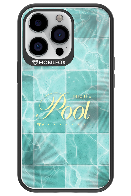 Into the Pool - Apple iPhone 13 Pro