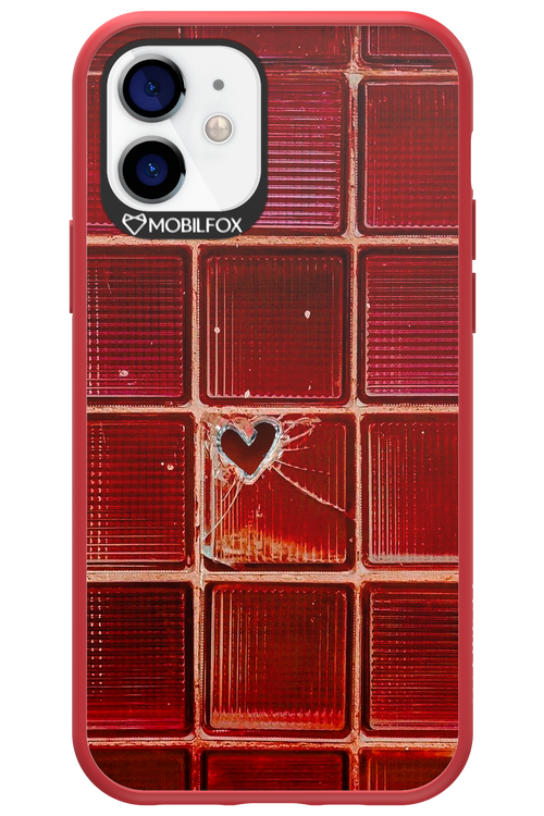 Heartbroken - Apple iPhone 12