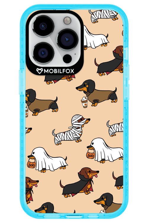 Scary Dachshund - Apple iPhone 13 Pro