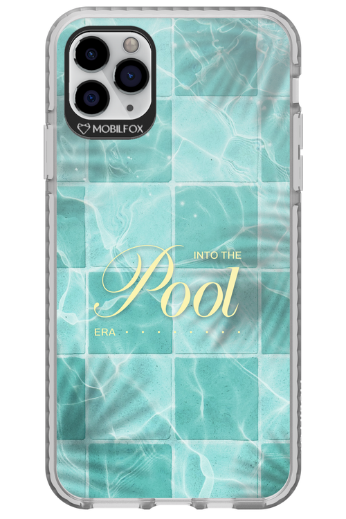 Into the Pool - Apple iPhone 11 Pro Max