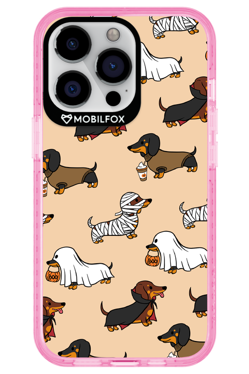 Scary Dachshund - Apple iPhone 13 Pro