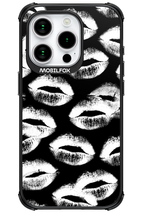 Ghost Kiss Black - Apple iPhone 15 Pro