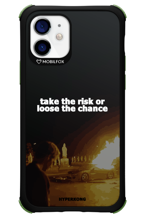 RISK 2.0 - Apple iPhone 12