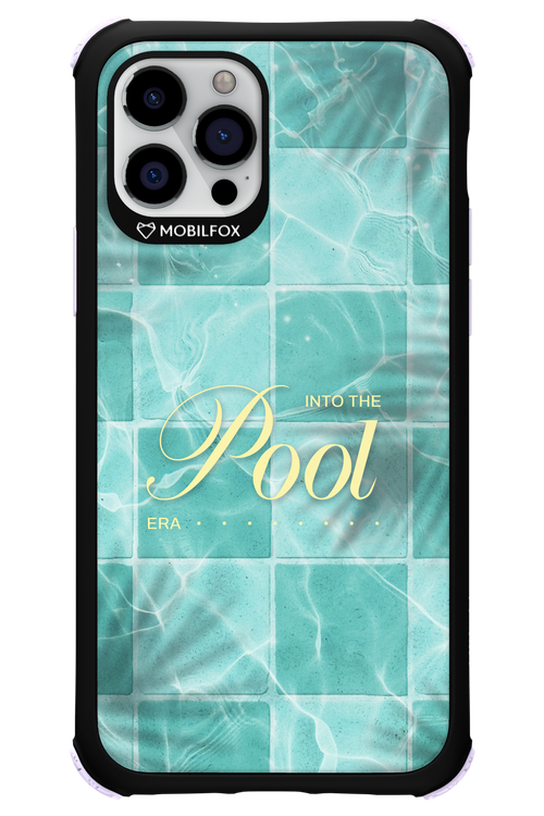 Into the Pool - Apple iPhone 12 Pro