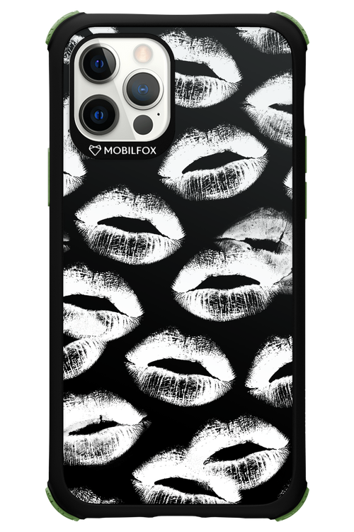 Ghost Kiss Black - Apple iPhone 12 Pro