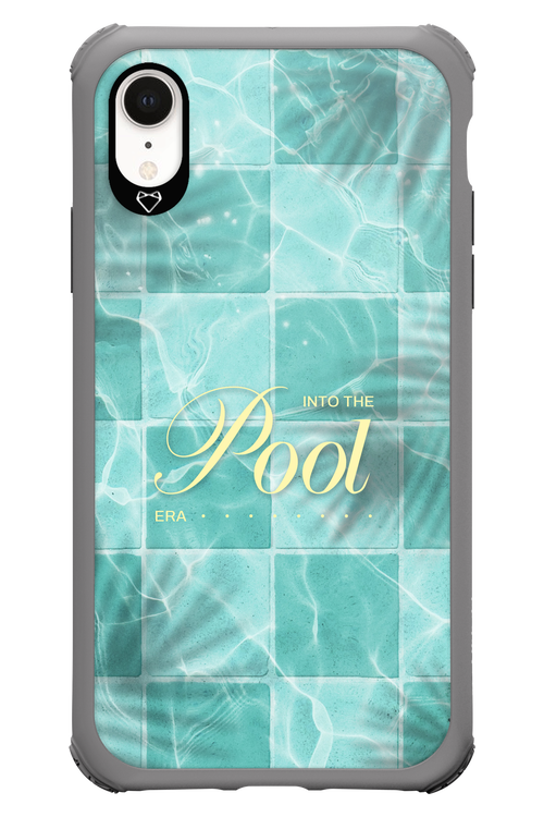 Into the Pool - Apple iPhone XR