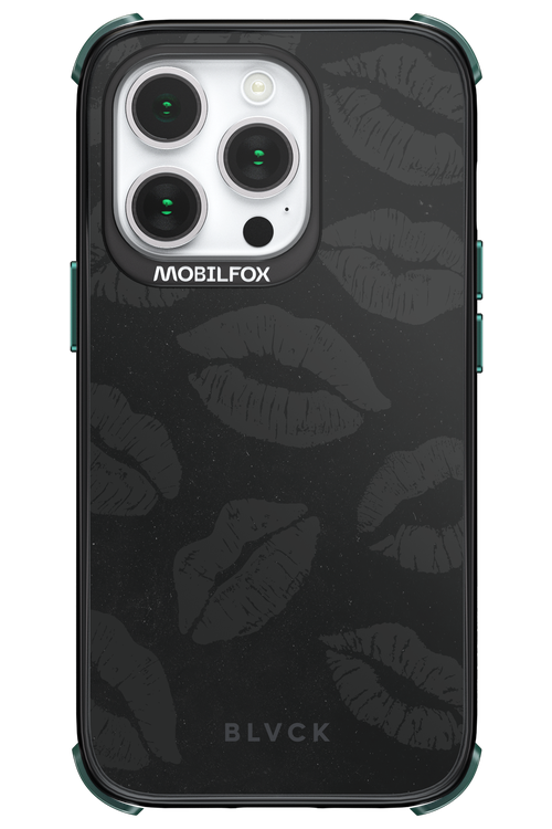 Dark Lips - Apple iPhone 14 Pro