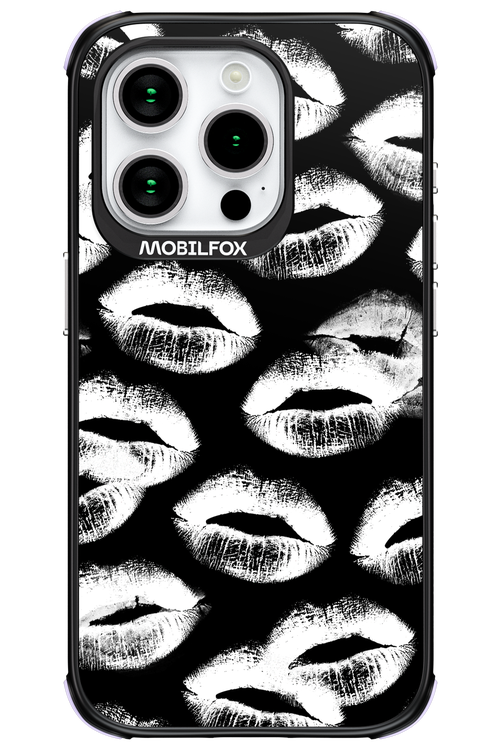 Ghost Kiss Black - Apple iPhone 15 Pro