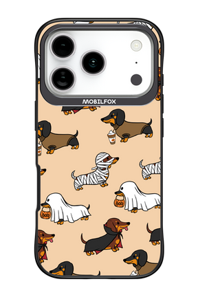 Scary Dachshund - Apple iPhone 17 Pro
