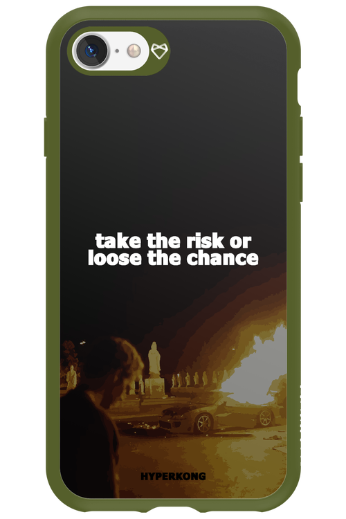 RISK - Apple iPhone 7