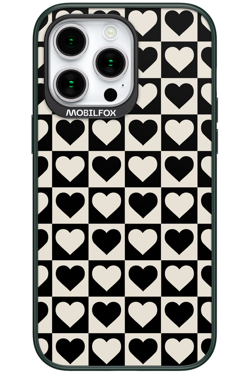 Checkered Heart - Apple iPhone 15 Pro Max