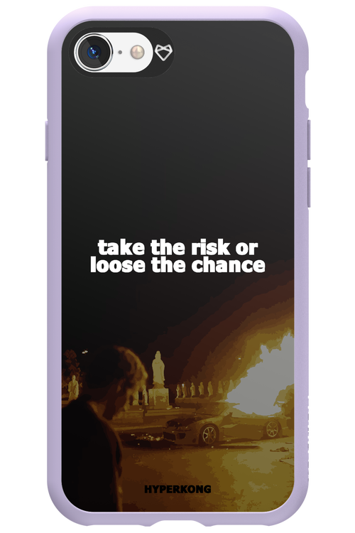 RISK - Apple iPhone 8