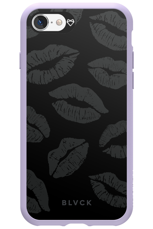 Dark Lips - Apple iPhone 8