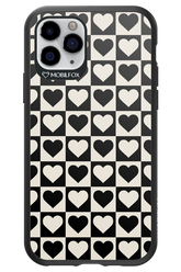 Checkered Heart - Apple iPhone 11 Pro