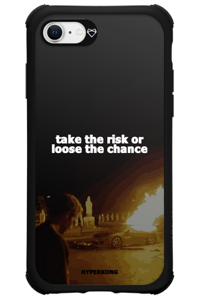 RISK - Apple iPhone 8