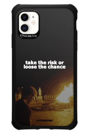 RISK - Apple iPhone 11