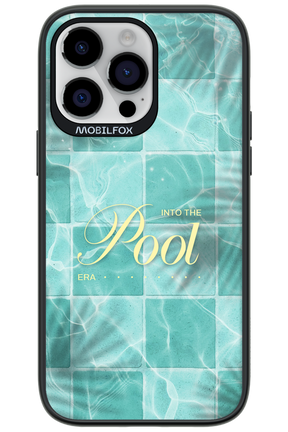 Into the Pool - Apple iPhone 14 Pro Max