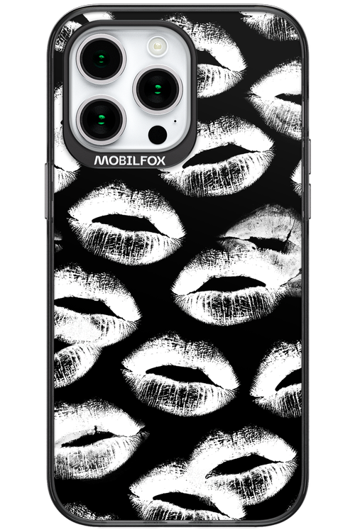 Ghost Kiss Black - Apple iPhone 15 Pro Max