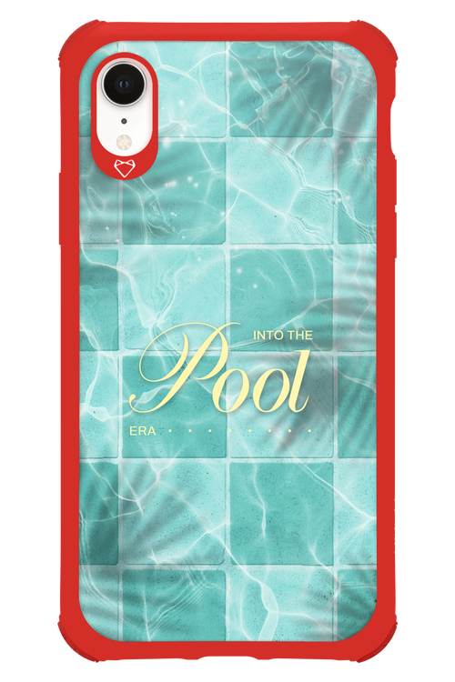 Into the Pool - Apple iPhone XR