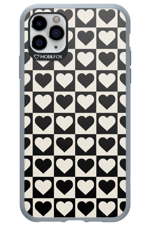 Checkered Heart - Apple iPhone 11 Pro Max