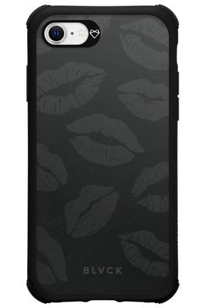 Dark Lips - Apple iPhone SE 2022