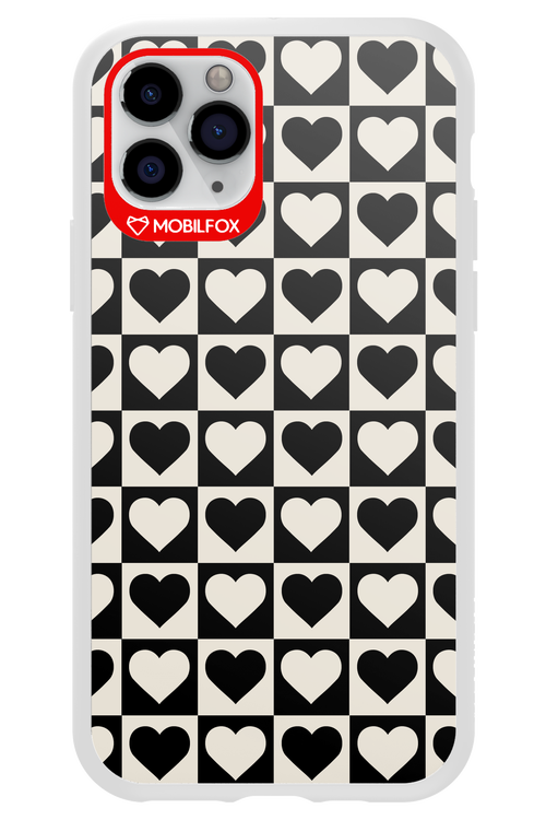 Checkered Heart - Apple iPhone 11 Pro