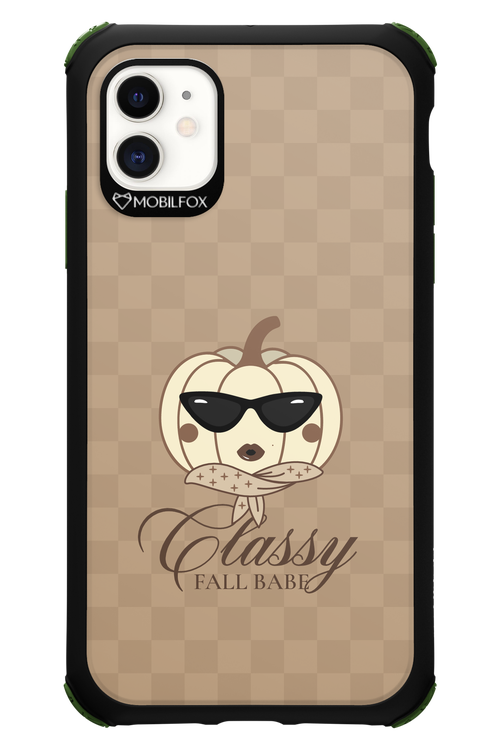 Fall Babe - Apple iPhone 11
