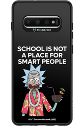 School is not for smart people - Samsung Galaxy S10+