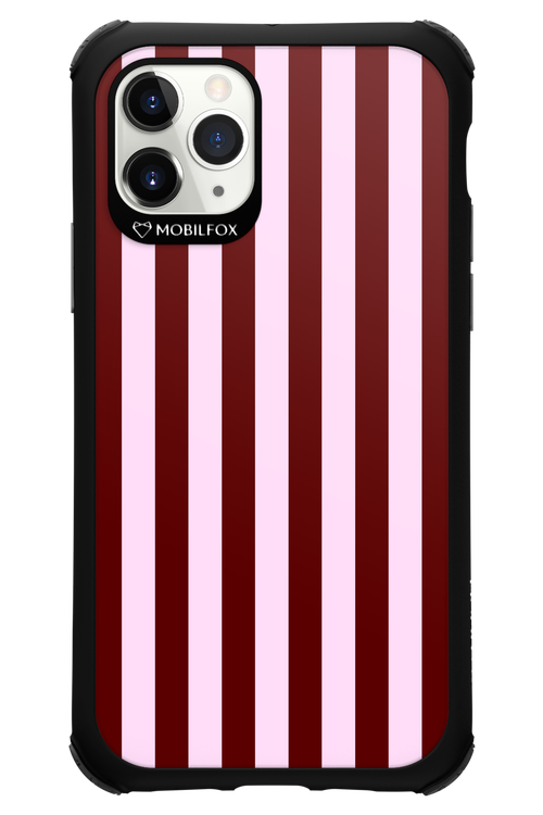 Circus Romance - Apple iPhone 11 Pro