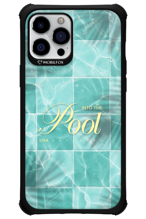 Into the Pool - Apple iPhone 12 Pro Max
