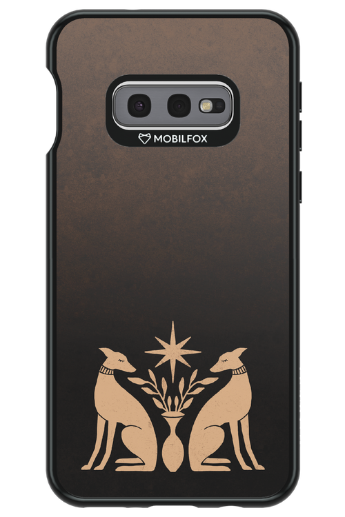 Greyhound Garden - Samsung Galaxy S10e