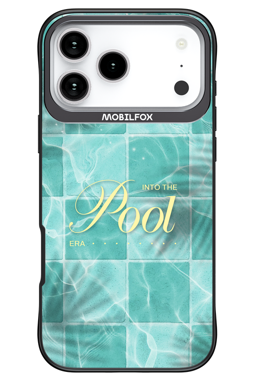 Into the Pool - Apple iPhone 17 Pro Max