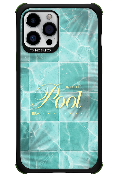 Into the Pool - Apple iPhone 12 Pro Max