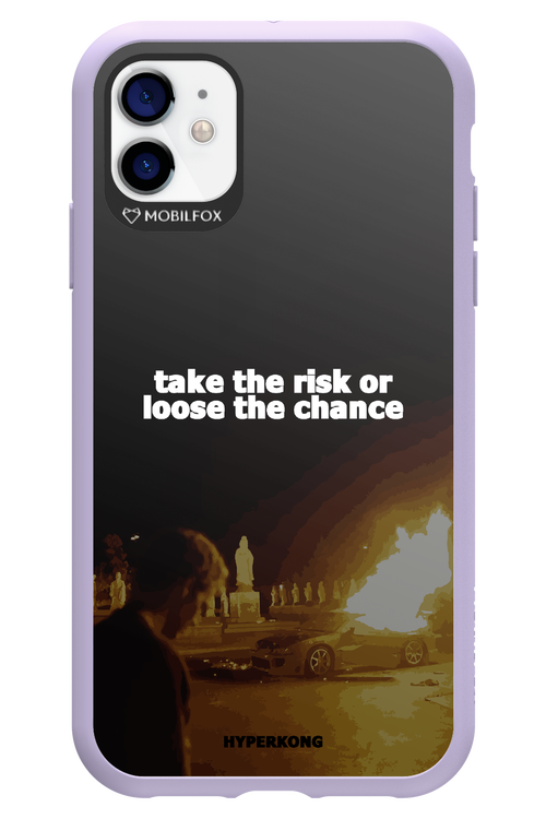 RISK - Apple iPhone 11