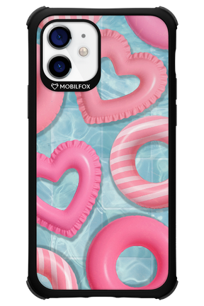Love Pool - Apple iPhone 12