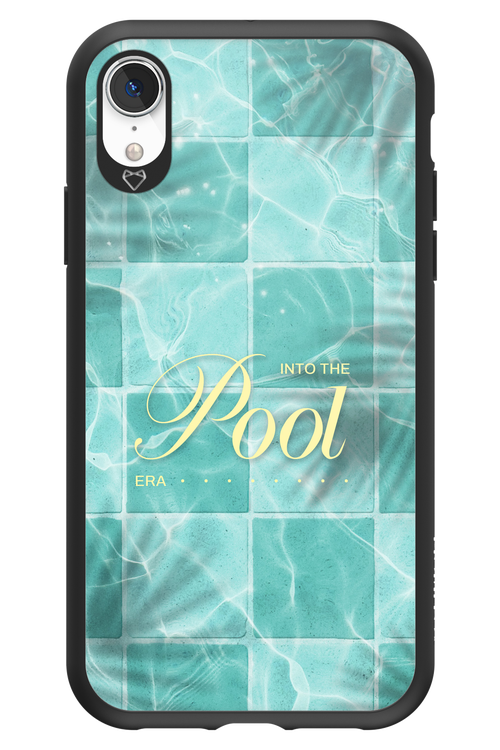 Into the Pool - Apple iPhone XR