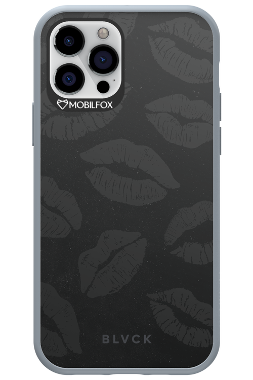 Dark Lips - Apple iPhone 12 Pro